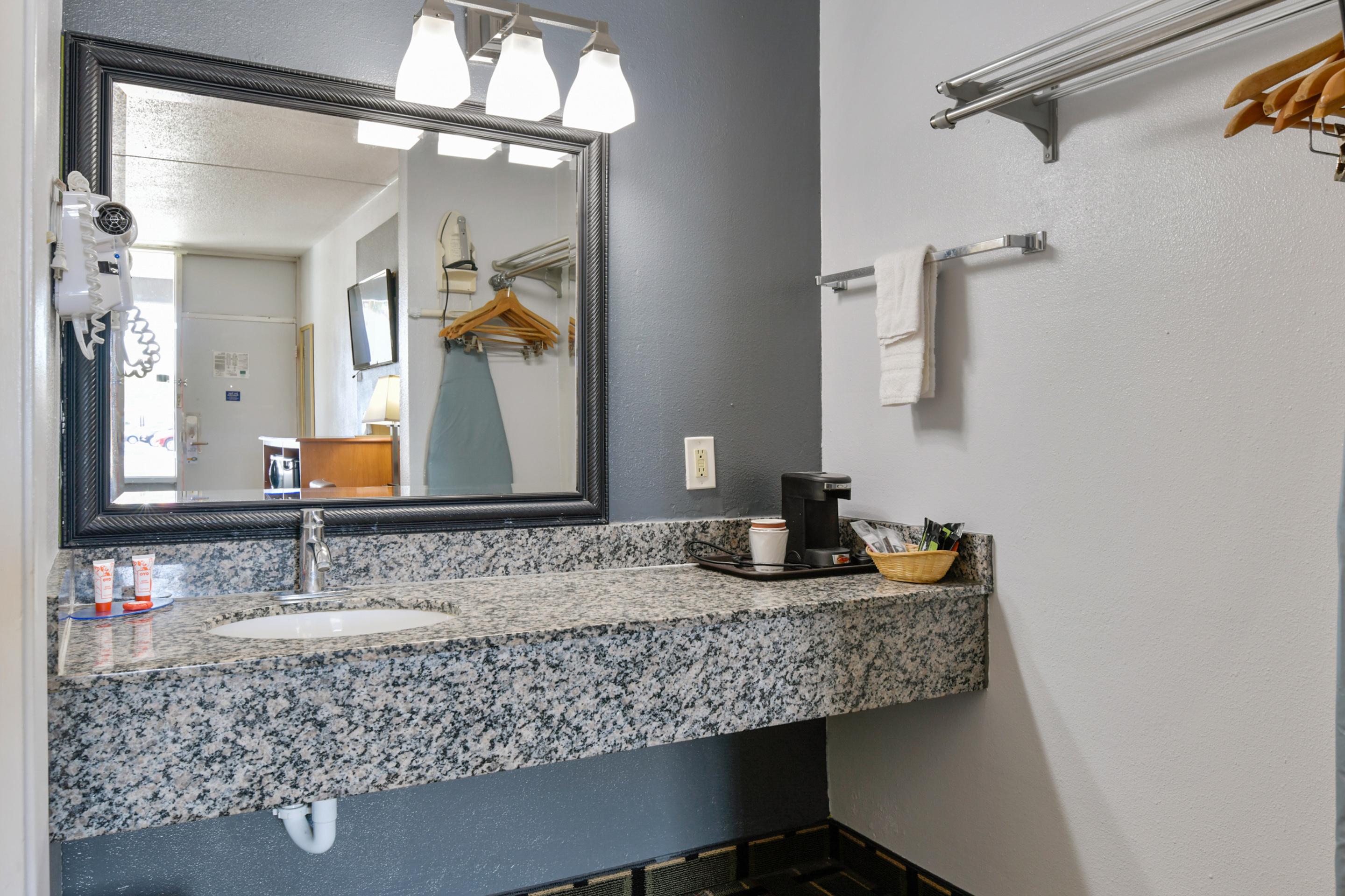 Oyo Hotel Lake Park - Valdosta Area 외부 사진